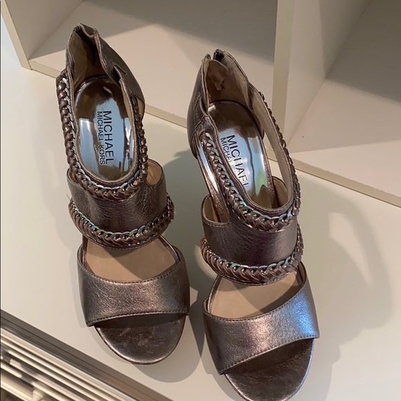 Michael Kors platform shoes - Picture 2 of 4